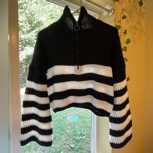 Cropped Women’s Sweatshirt